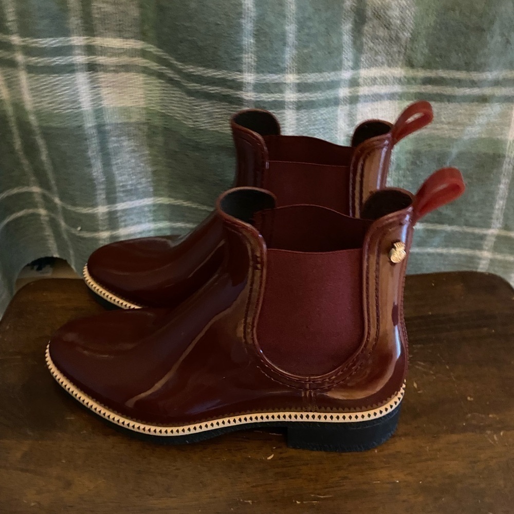 Lemon Jelly rich burgundy Chelsea rain boots like new 39 - Picture 4 of 8